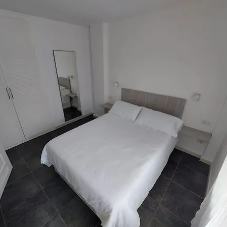 Precioso Apartamento Con Gran Terraza Апартаменты *